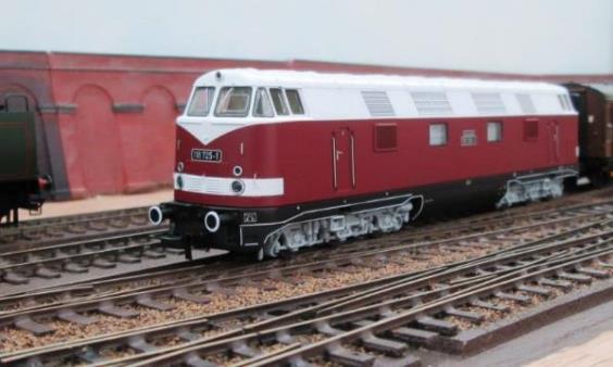 Ewhurst Green model railway
BR(S) British Railways Southern Region
Copyright www.EwhurstGreen.com
